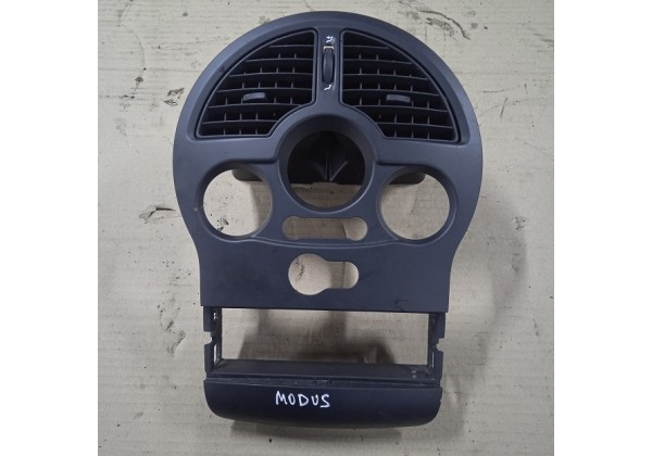 Накладка передньої панелі Renault Modus, 8200327060, 8200327062, 8200379423, 8200379424, 8200328029, 8200354499, 8200513898 *